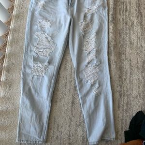 boyfriend low waist ripped jeans